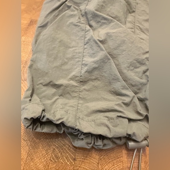 Wilo The Label Women’s Parachute Cargo Pants Gorpcore Size Large Baggy Pockets - Picture 3 of 10